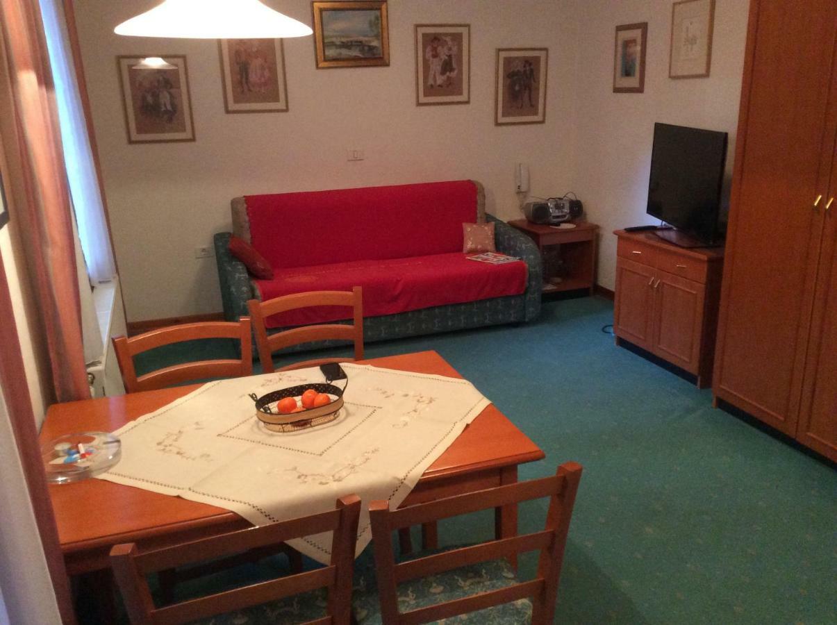 Vila Vesna Portoroz Luaran gambar